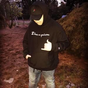 Meet your Posher, Wyatt